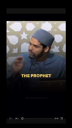 أول شخص سيُلقى في نار جهنم