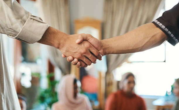 أثر الكلمة الطيبة في تغيير الناس