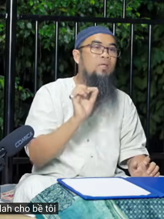الدعاء بأن يرينا الله الحق ويرزقنا اتباعه