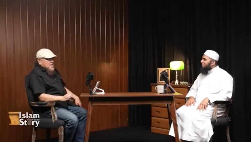 من المستحيل أن يكون العالم قد وُجد قبل الله (باللغة التايلاندي)