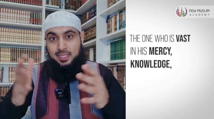 الواسع — الذي وسِع كلَّ شيءٍ بعلمه ورحمته وقدرته (باللغة التايلاندي)