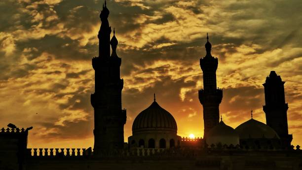 الصلاة وتأثيرها على حياة المسلم (باللغة الفلبيني)