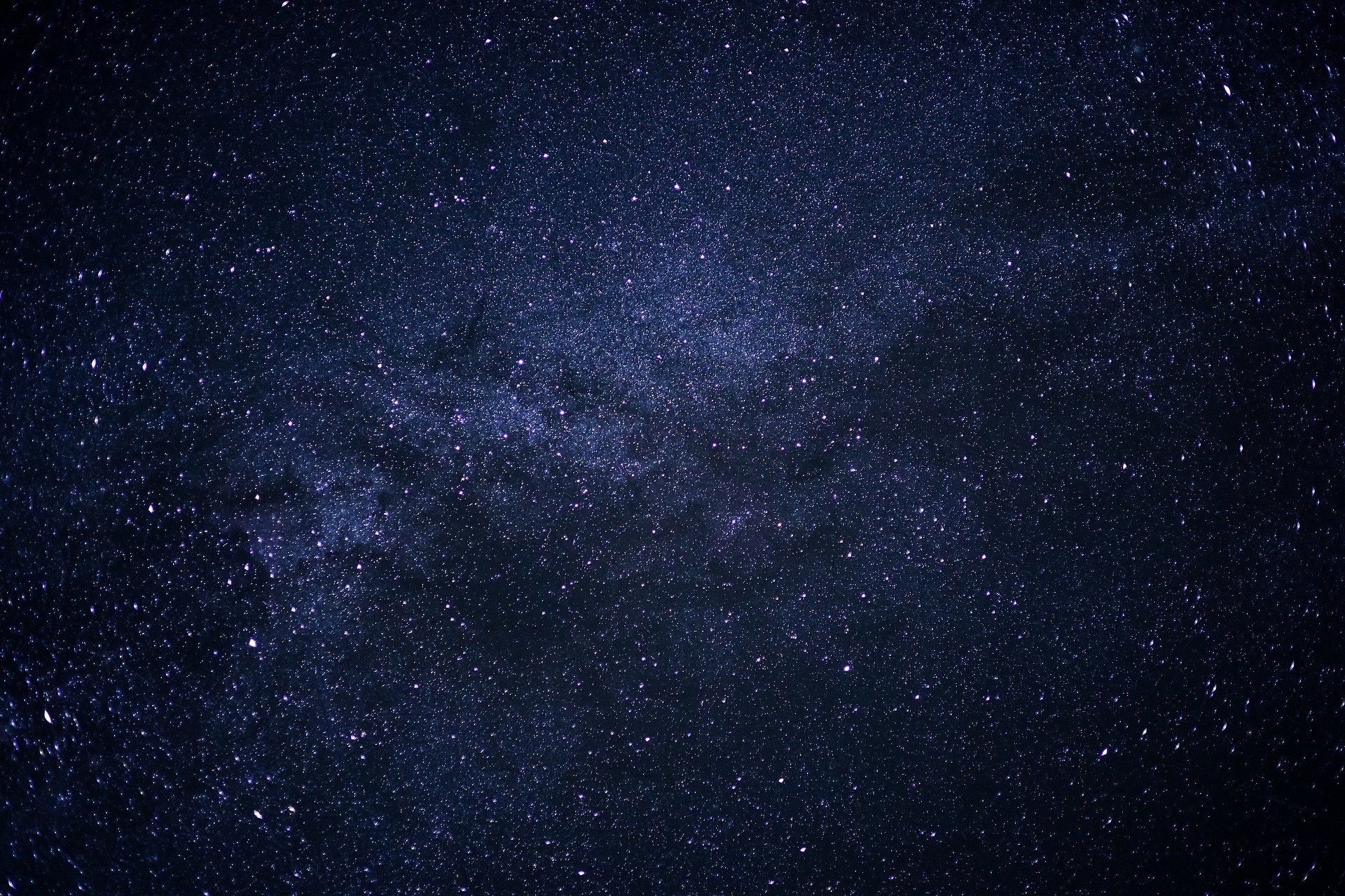 1-“الثالث بينهم هو الله” — التوكل الكامل على الله.  (باللغة الفيتنامي)